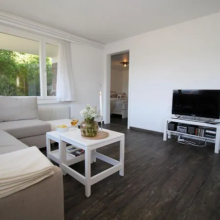Kitty - Parterre Appartement-fewo- Dusche Oder Bad- Wc 4-bettwohnung By Interhome